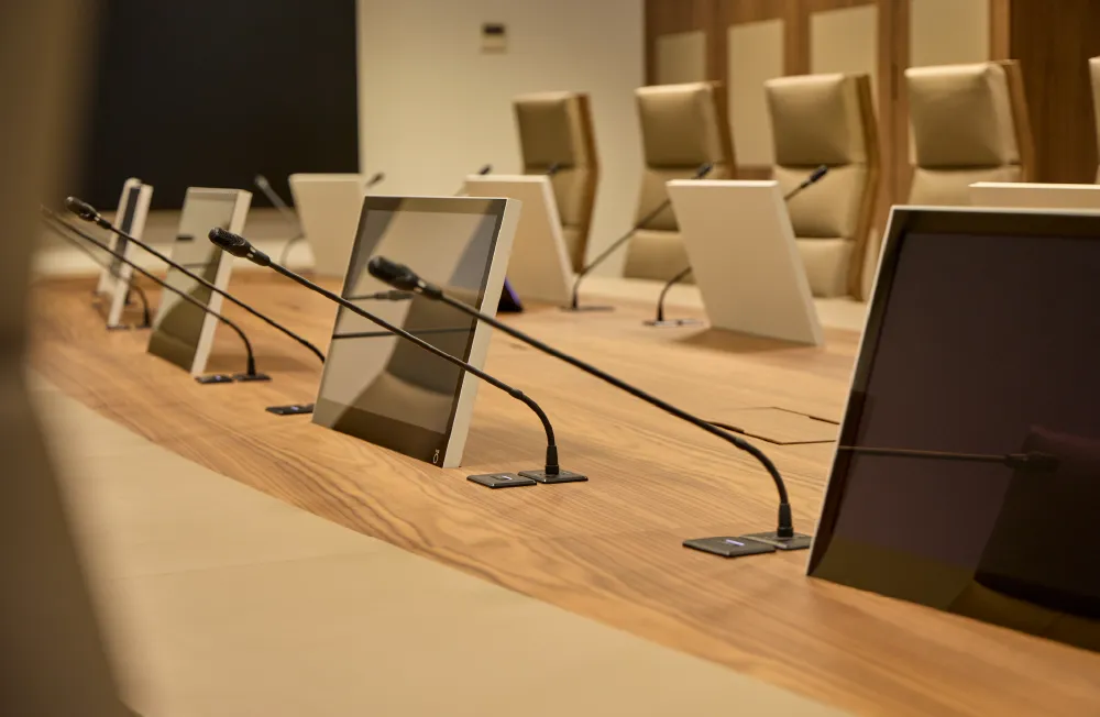 Sacyr Workplace: премиальное переговорное пространство с Arthur Holm и Bosch, фото-3