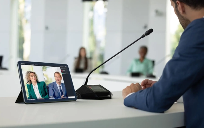 ASTI устанавливает новый стандарт конференций с синхронным переводом на Пиренейском полуострове с Bosch DICENTIS, фото-3