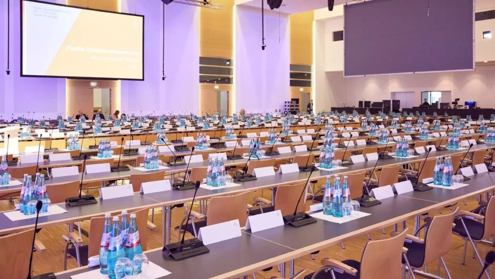 Система синхронного перевода Televic на ассамблее Синодального собрания Германии, фото-10