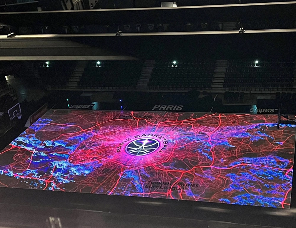 Digital Projection сияет на спортивной арене Adidas, фото-3