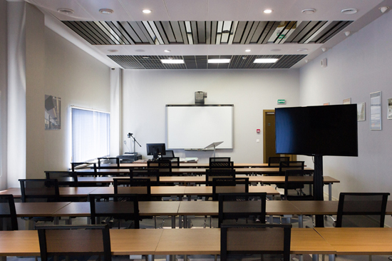 Зал-трансформер