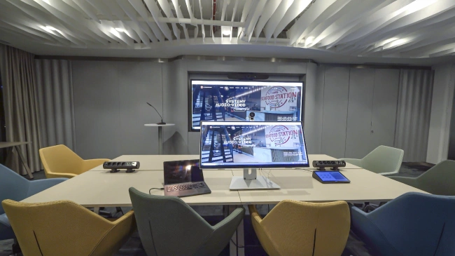 L'Oréal создает современное офисное пространство с дисплеями Pana, фото-3