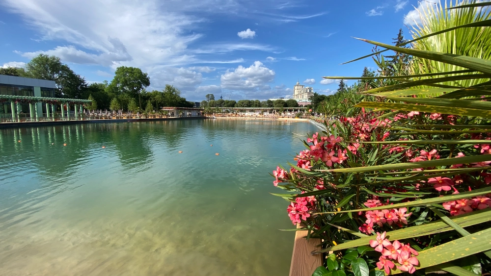 Зона отдыха с бассейном в Парке Горького, фото-11