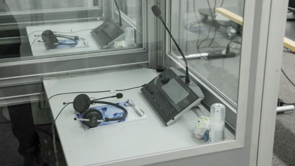 Система синхронного перевода Televic на ассамблее Синодального собрания Германии, фото-7