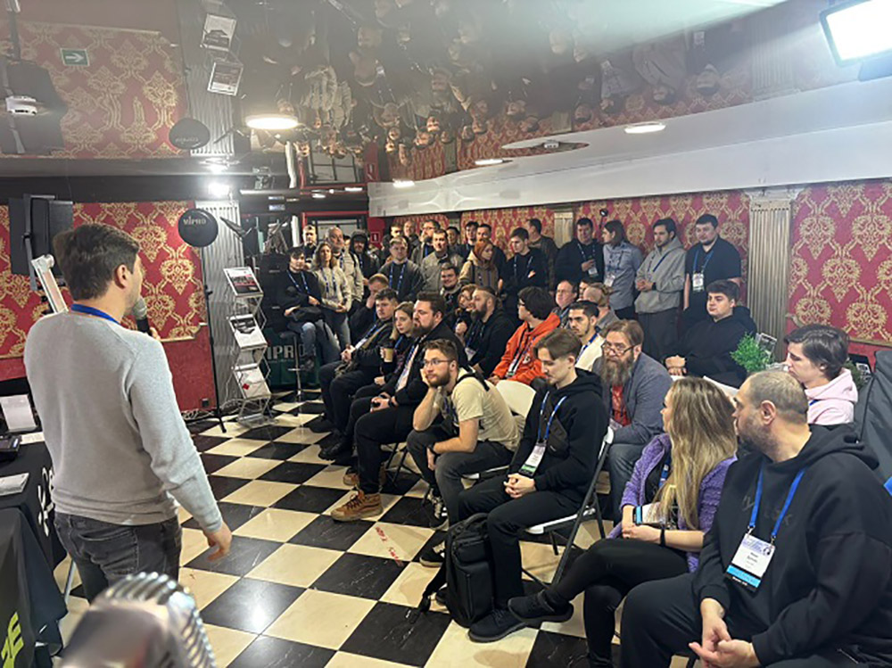 hi-tech-media-year-end-results-2025-news-1000-54