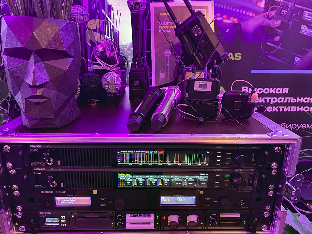 Shure на стенде Hi-Tech Nedia | Prointegration Tech, фото-56 Shure на стенде Hi-Tech Nedia | Prointegration Tech, фото-56