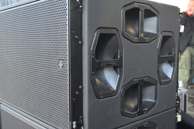 Компактные мультимедийные и световые решения от Hi-Tech Media на выставке light+audio tec , фото-4