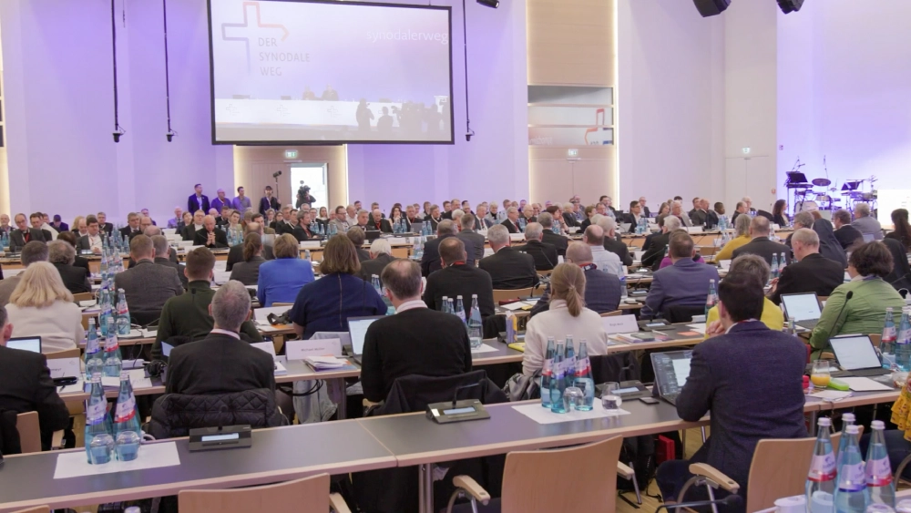 Система синхронного перевода Televic на ассамблее Синодального собрания Германии, фото-10