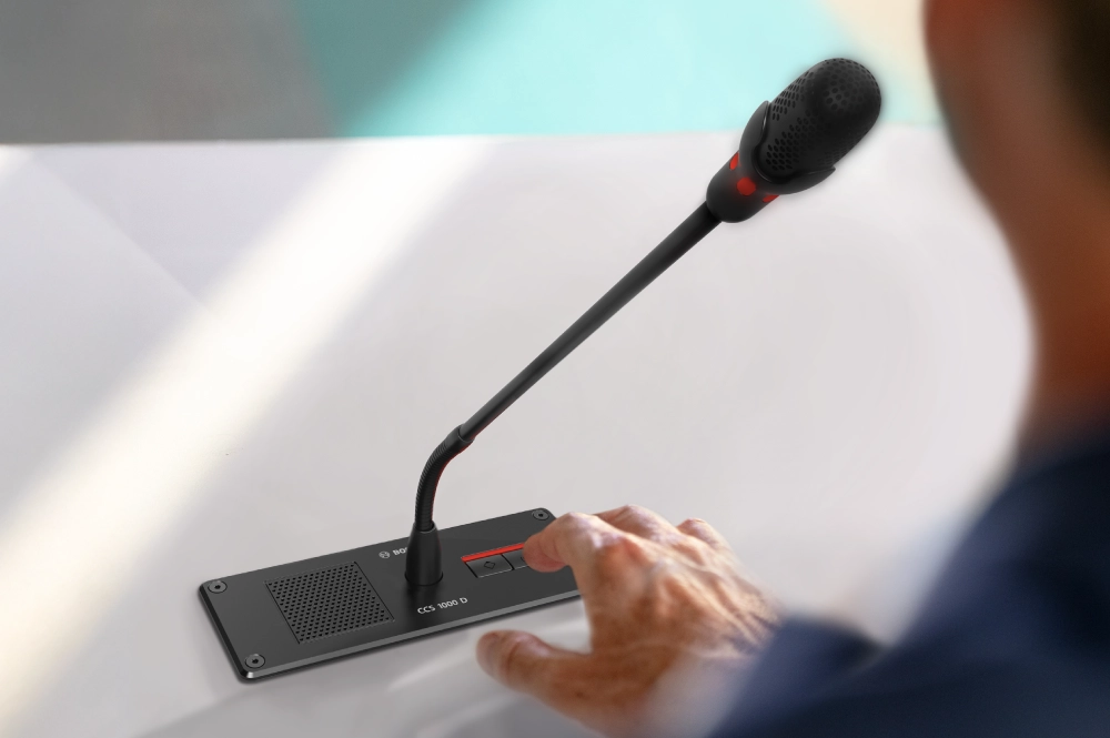 Врезные конференц-пульты Bosch CCS 1000 D доступны для заказа, фото-1