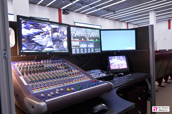 Конференц-зал, рабочее место оператора