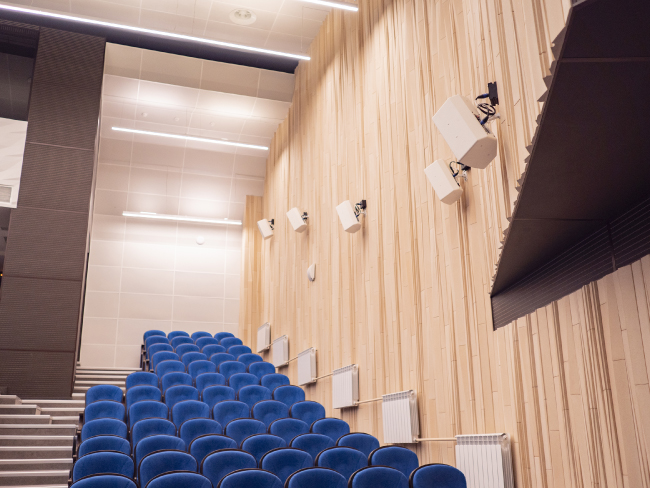 Зал Правительства Архангельской области, оборудование звукоусиления Зал Правительства Архангельской области, оборудование звукоусиления