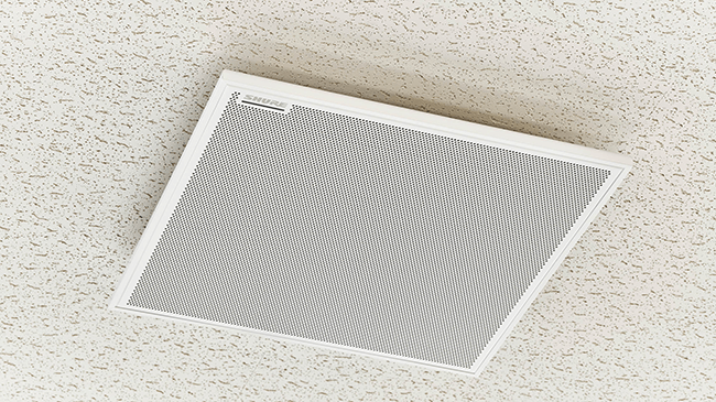потолочный массив MXA910 был инсталлирован на высоте четырех метров